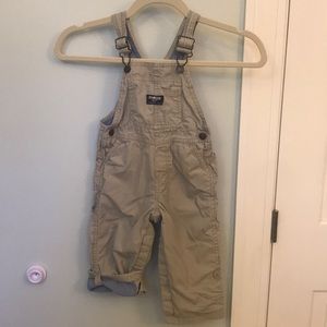 Osh Kosh B’gosh overalls like new!